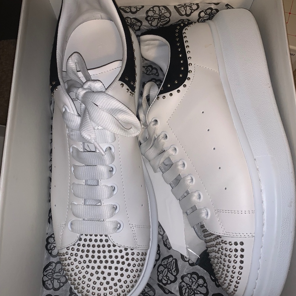 Alexander McQueens size 45 (11.5) Good condition